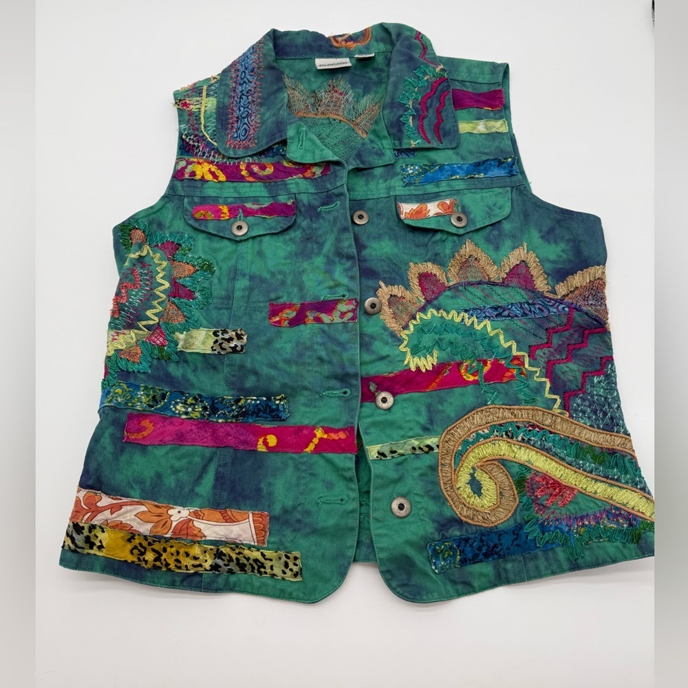 Vintage Chico’s Multicolor Embroidered Art To Wear Vest Lace Ribbon Pocket Sz 1